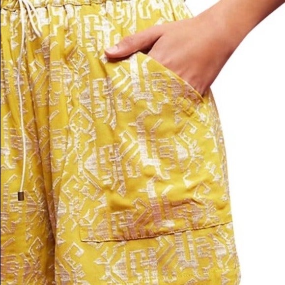 Elevenses Embroidered Gold Shorts - Picture 3 of 16